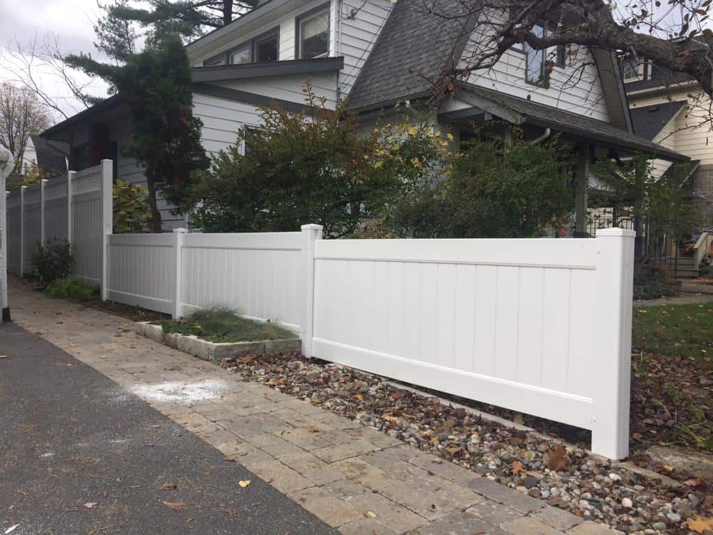 fence installation ottawa, fence contractors in Ottawa